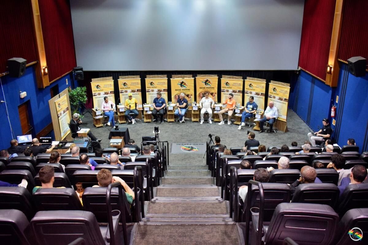 Debate com candidatos a deputado estadual é realizado em São Miguel do Oeste