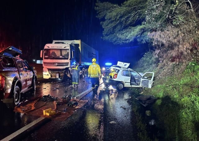 Tragédia na BR-470: três da mesma família morrem em acidente em Brunópolis