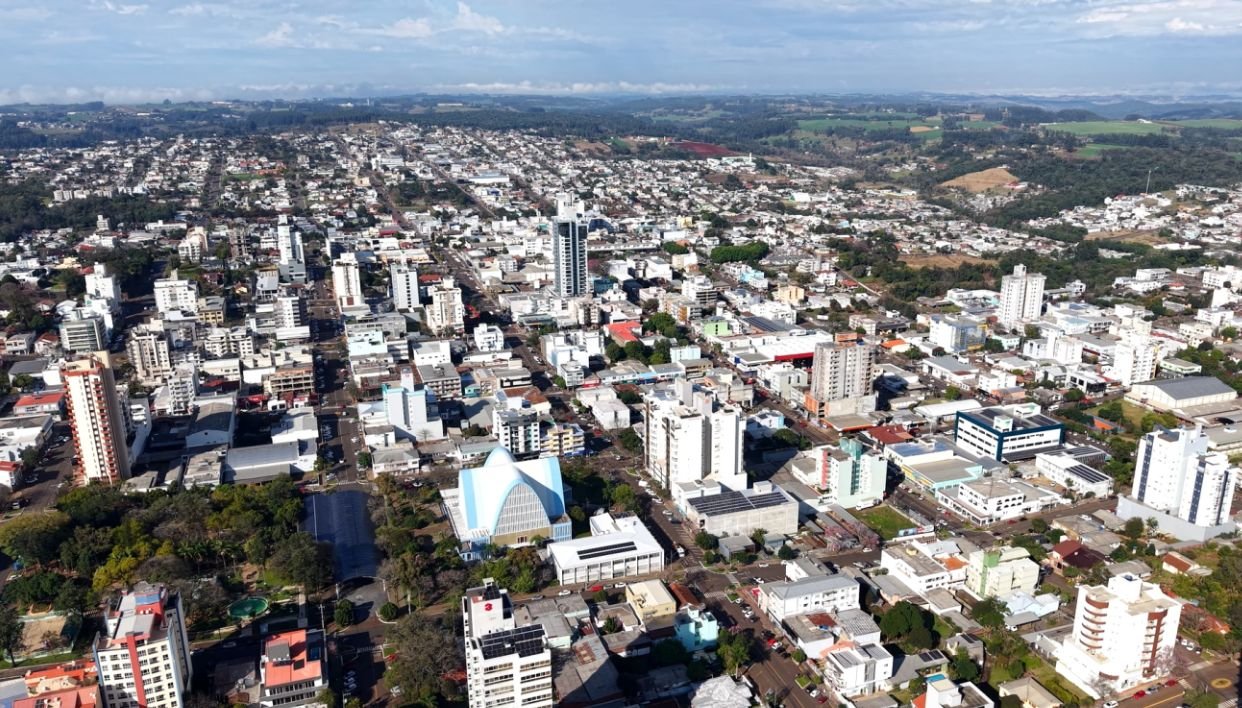 São Miguel do Oeste registra 48.490 habitantes em 2026, próximo dos 50 mil