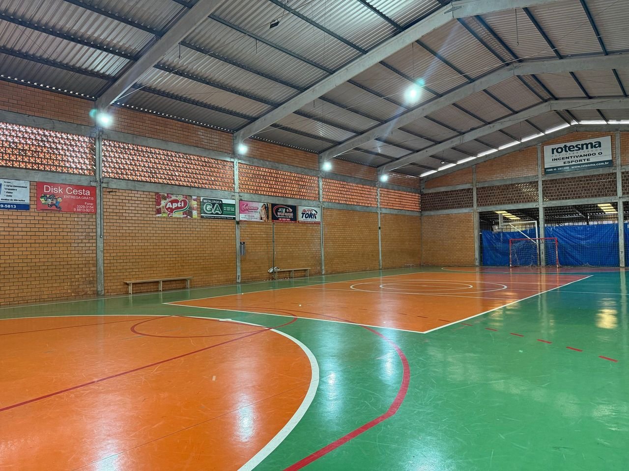 Ginásio do Bairro Alvorada é espaço de convivência e esporte em Chapecó