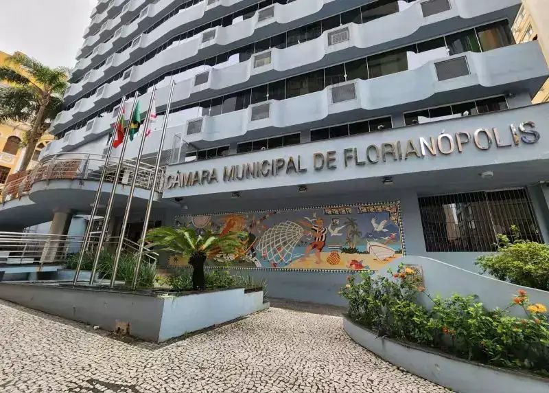 Denúncia de emendas cruzadas em Florianópolis é encaminhada ao MP
