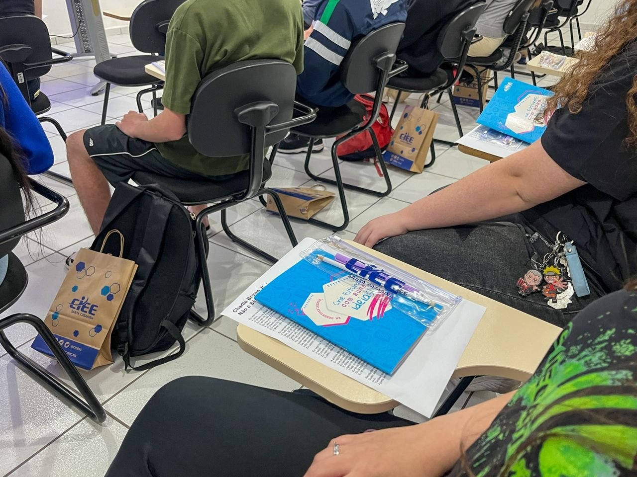 Programa de Iniciação ao Trabalho capacita jovens em Balneário Camboriú