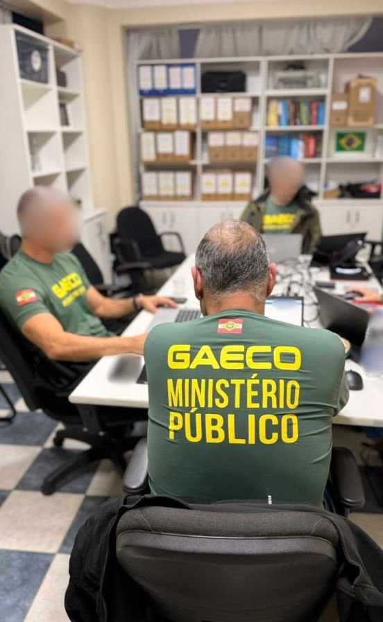 GAECO realiza operação contra crimes tributários em Chapecó e região