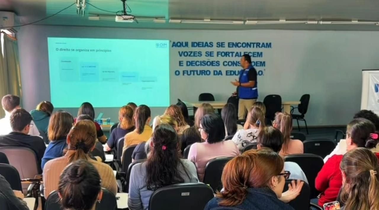 Servidores municipais recebem formação sobre atendimento a migrantes em São Miguel do Oeste
