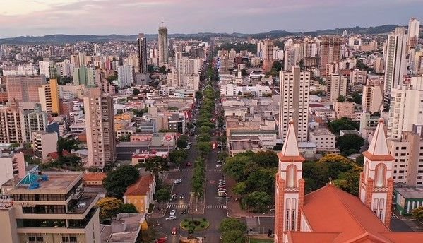 Alterações no trânsito da Avenida Getúlio Vargas em Chapecó nesta quinta-feira
