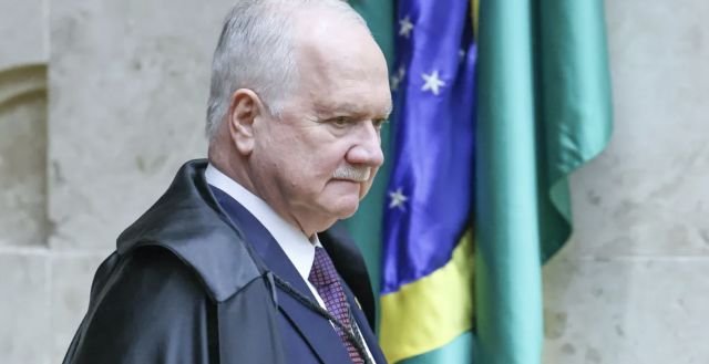 Fachin pode antecipar voto sobre investigação de Moraes no STF