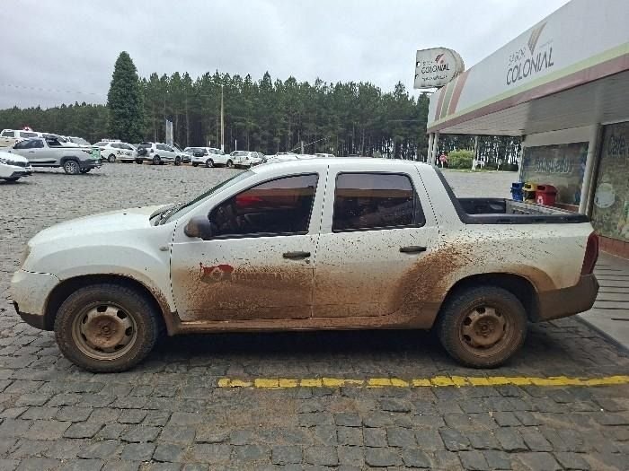 Homem é preso com caminhonete furtada da Prefeitura de Tangará em SC