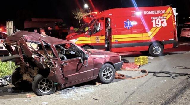 Adolescente morre e irmã gêmea fica gravemente ferida em acidente em SC
