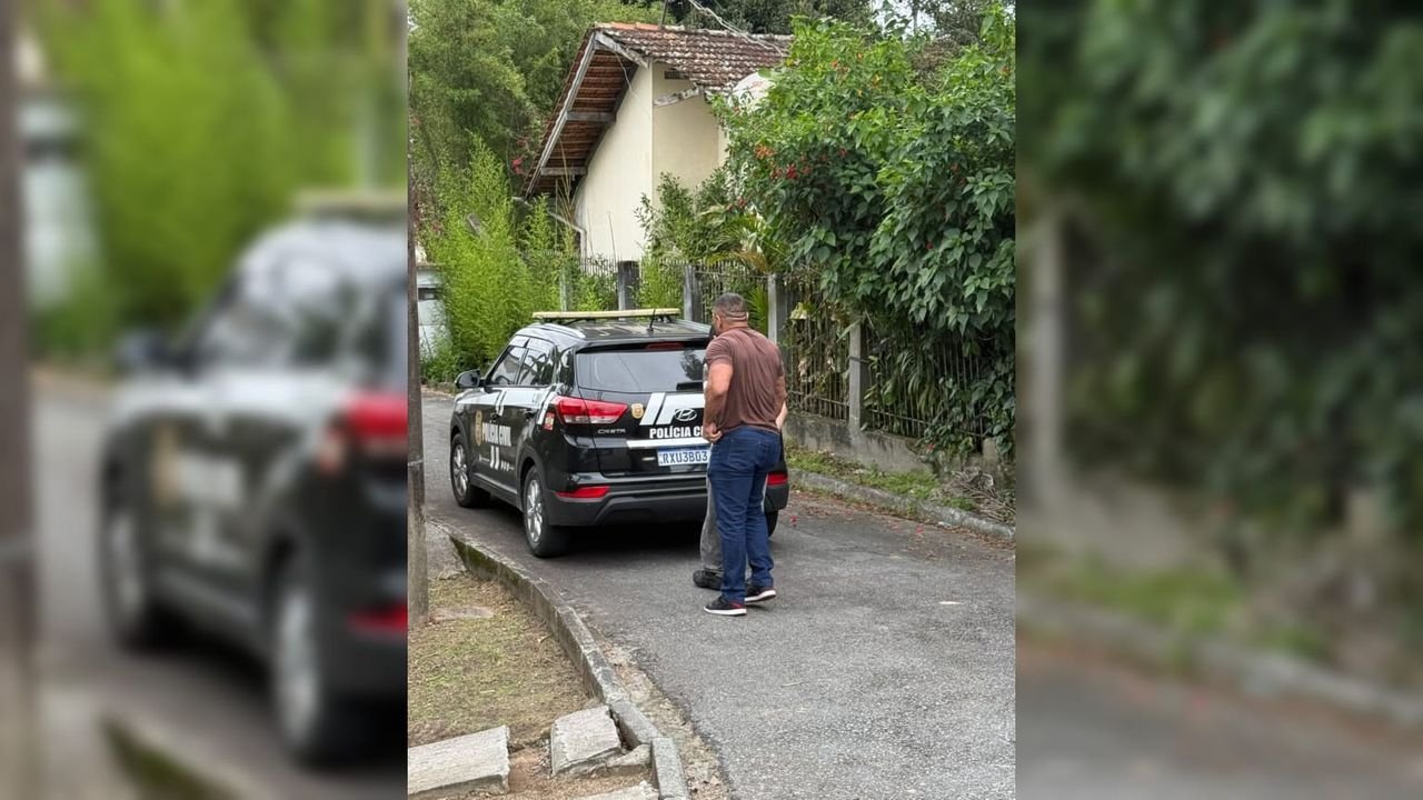 Suspeito de estupro é preso após mãe encontrar filha em posto de saúde em SC