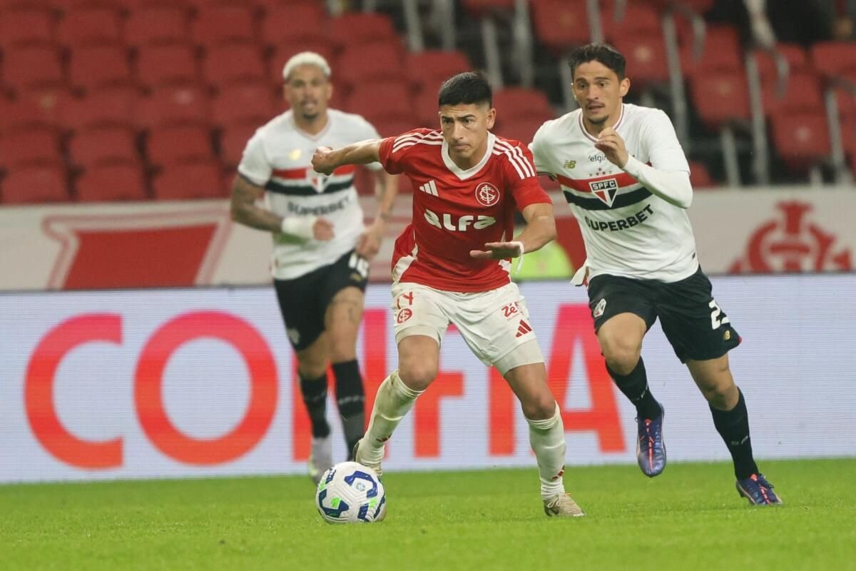 Internacional perde para o São Paulo no Morumbi pelo Campeonato Brasileiro