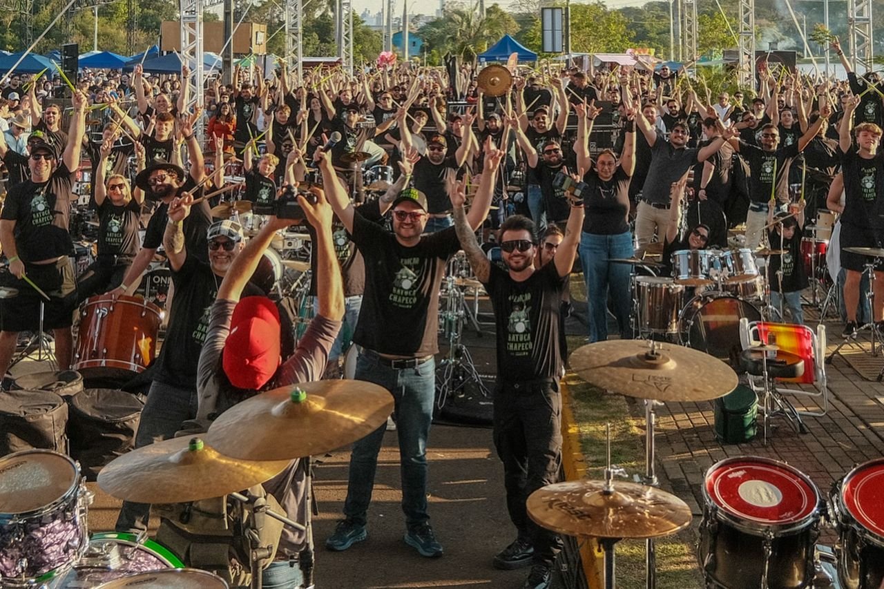 Batuca Chapecó reúne cerca de 300 músicos em grande encontro no Parque Edir de Marco