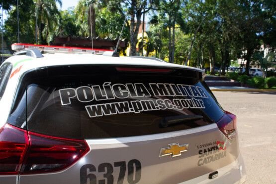 Homem é detido por atear fogo em roupas da companheira em Xaxim