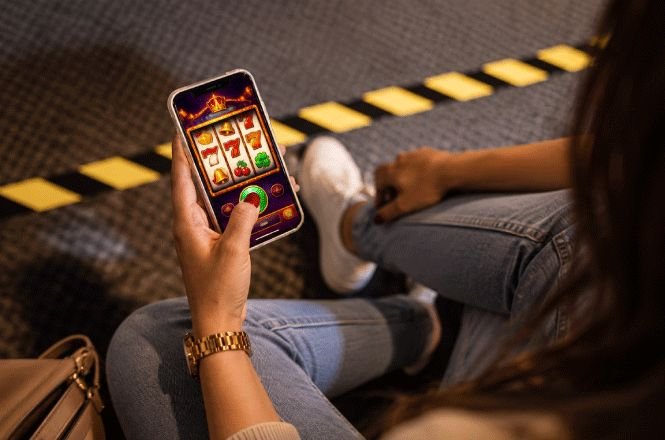Justiça decreta curatela parcial para mulher com transtorno do jogo patológico