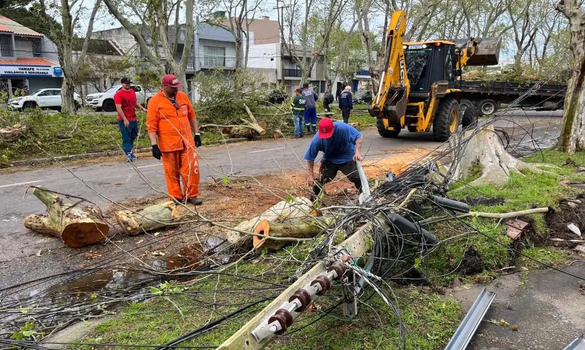 Temporais no Rio Grande do Sul afetam 560 mil pessoas e deixam 703 desabrigadas