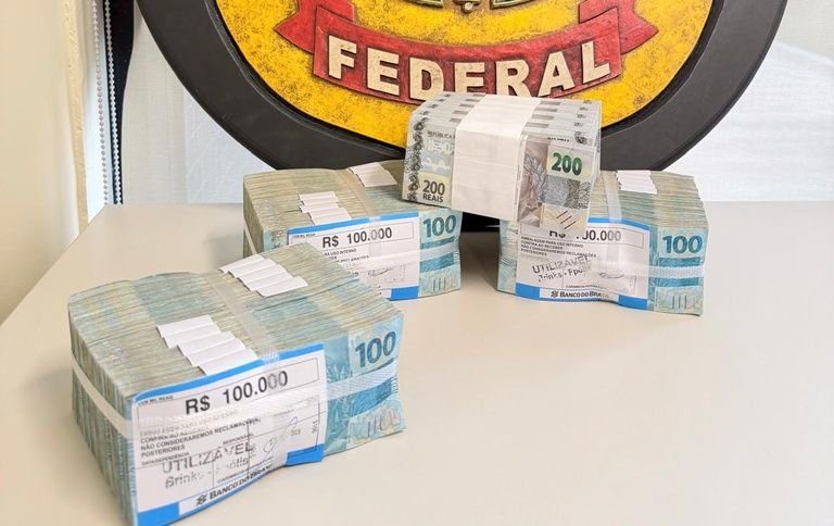 PF apreende R$ 500 mil com candidato em SC e encaminha caso à Justiça Eleitoral
