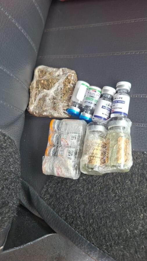 PM apreende drogas e medicamentos contrabandeados na BR-282 em Iraceminha