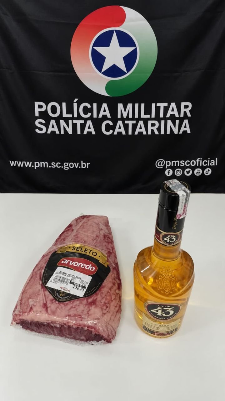 Homem é preso após ser flagrado furtando mercadorias em mercado no oeste de SC