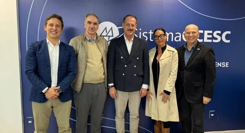 Embaixador da Geórgia visita OCESC e abre diálogo com cooperativas de SC