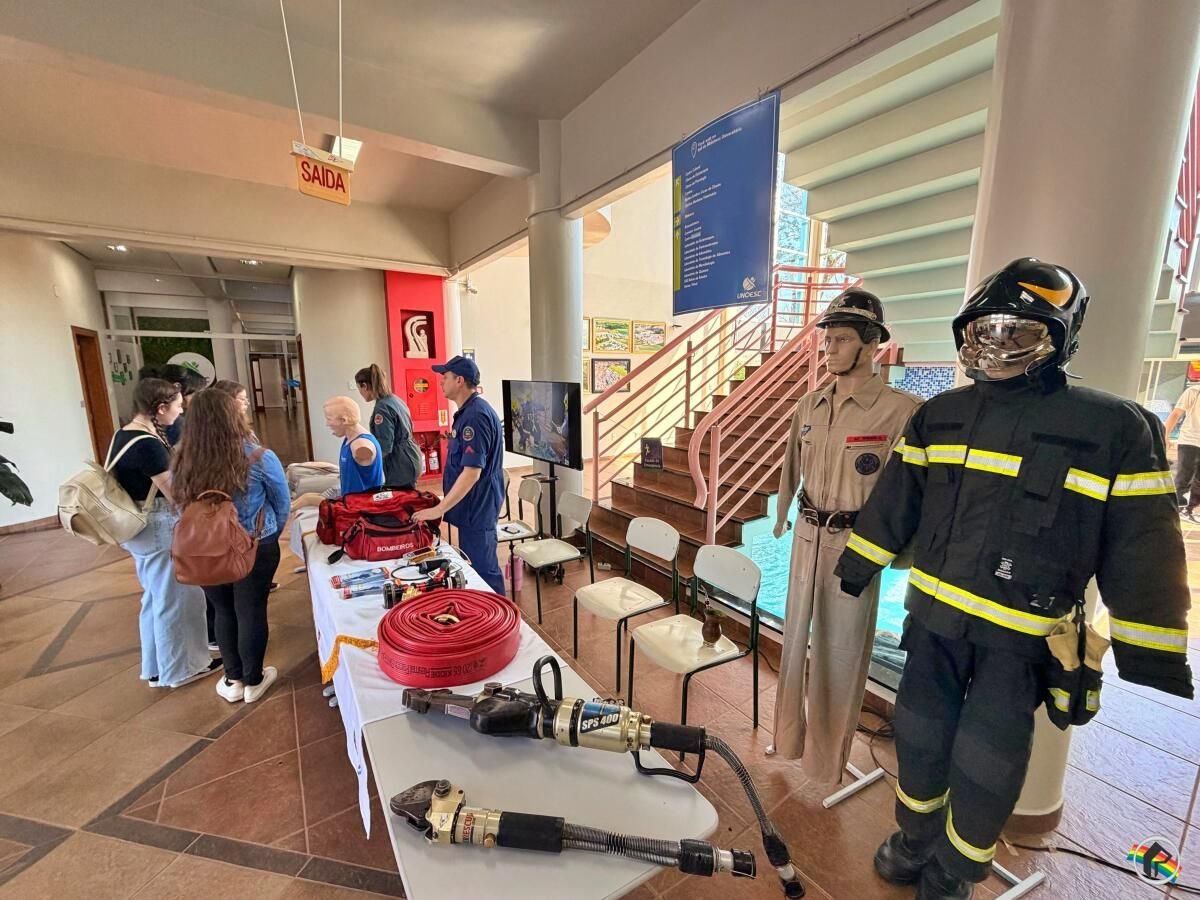 Corpo de Bombeiros celebra 100 anos com solenidade e ações em Santa Catarina