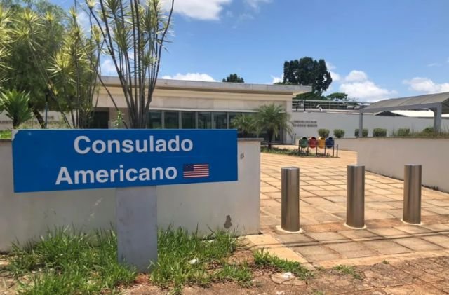 EUA e Austrália suspendem atendimento em embaixadas no Brasil por segurança