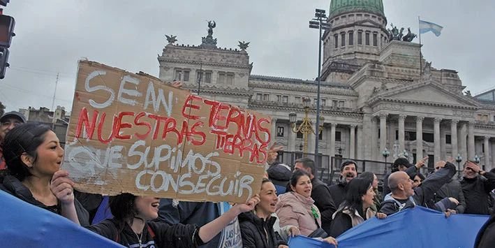 Trabalhadores de Misiones criticam decisão da Corte que elimina limites à compra de terras
