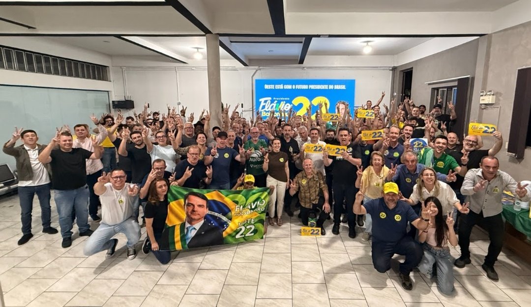 Recém-eleito, Sorgatto articula Direita do Oeste em apoio a Flávio Bolsonaro