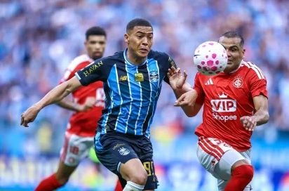Grêmio e Internacional enfrentam risco de rebaixamento após derrotas no Brasileirão