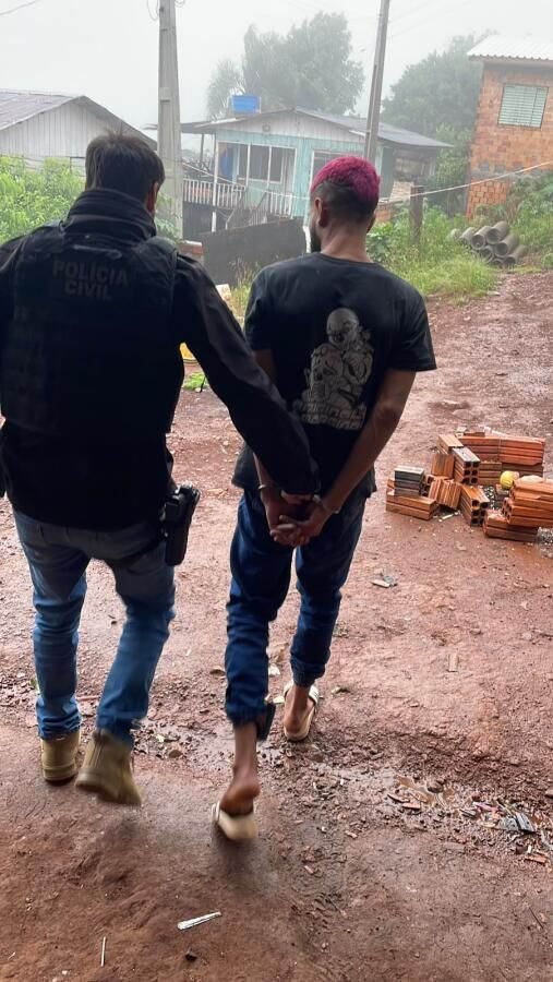 Homem de 24 anos é preso em São Lourenço do Oeste por ameaças e roubos a ex-namorada
