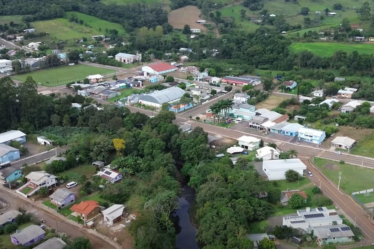 Flávio Bolsonaro contesta resultado e pede anulação após derrota em Barra Bonita