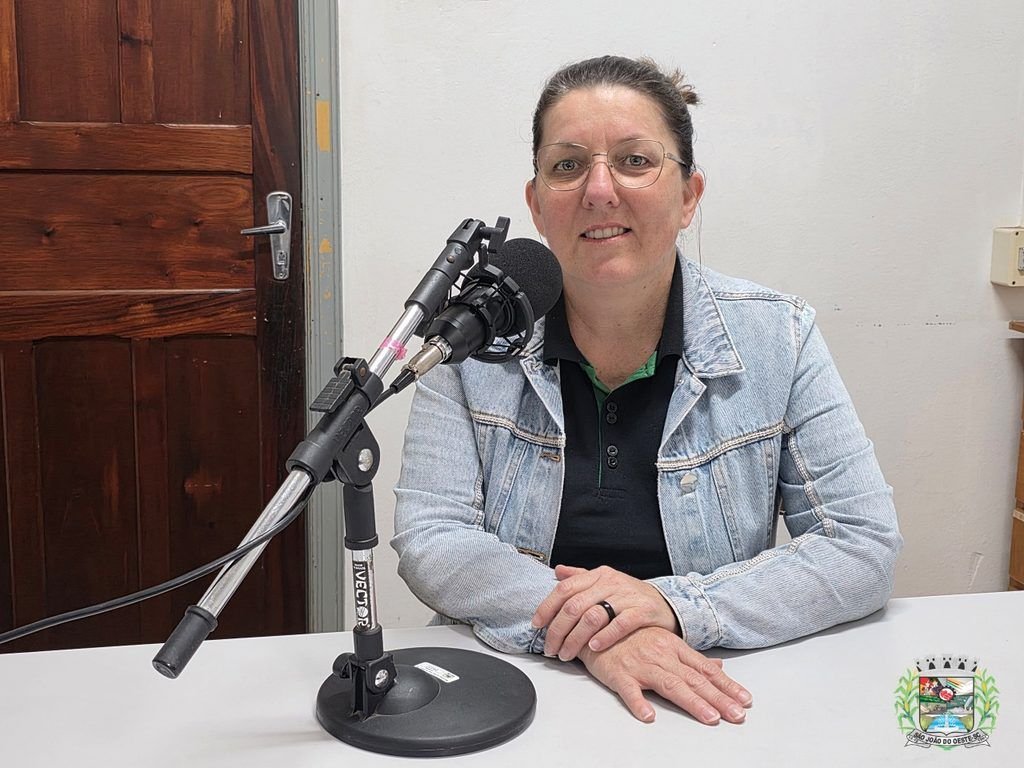 São João do Oeste realiza tarde especial de memórias para a terceira idade na Feira do Livro