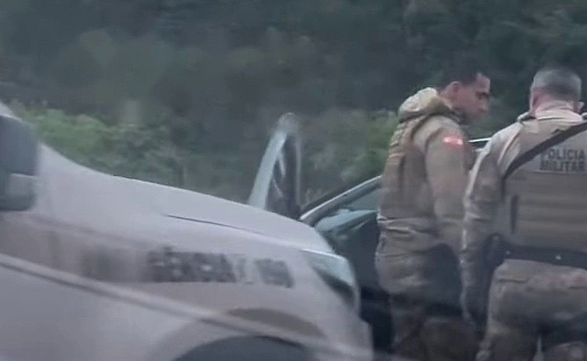 Polícia Militar neutraliza três criminosos armados após assalto em Joinville